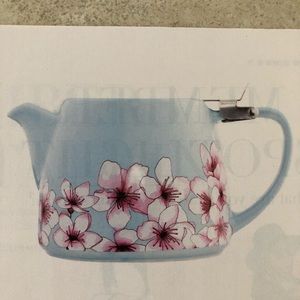 Alfred Teapot